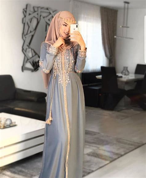 Cute Eid Outfits Ideas To Copy - Zahrah Rose | Hijab chique, Moda ...