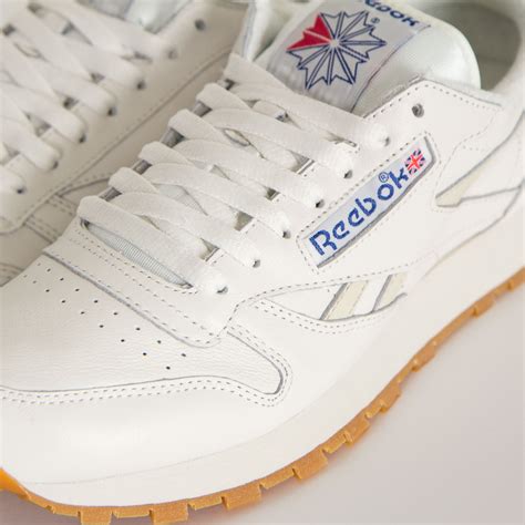 Reebok Classic Leather Vintage - Aq9136 - Sneakersnstuff | sneakers ...