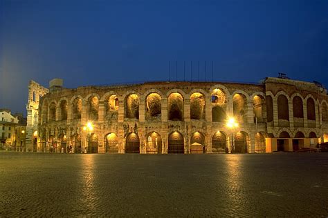 Ancient Roman arena in Verona, Italy wallpapers and images - wallpapers ...