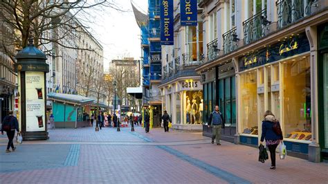 High Street in Birmingham, England | Expedia.ca