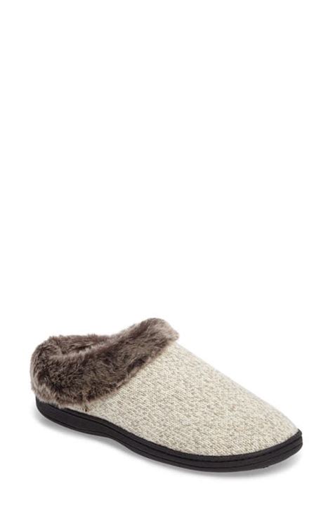 Women's Fuzzy Slippers | Nordstrom