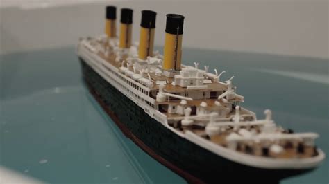 Titanic Submersible Model Sinking