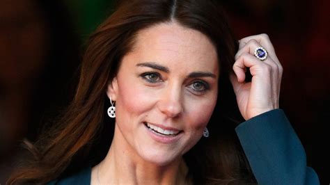 Kate Middleton’s Rings: A Definitive Guide To The Duchess Of Cambridge ...