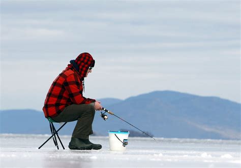 Ice Fishing Tips for New Lakefront Homeowners - Lakefront Living ...