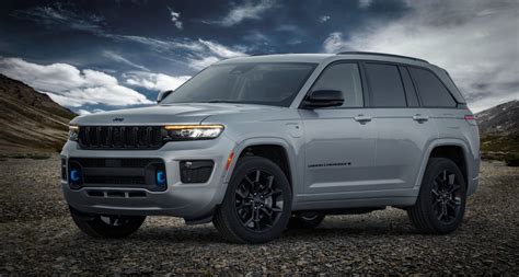 Jeep® Brand Celebrates 30 Years of Legendary Grand Cherokee 4×4 ...