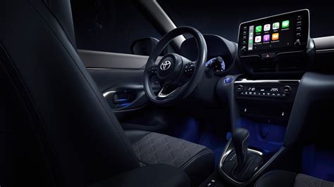 New Toyota Yaris Cross: new small SUV offers hybrid and AWD