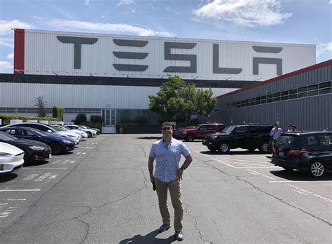 Tech Guide takes a tour inside the Tesla factory in Fremont - Tech Guide