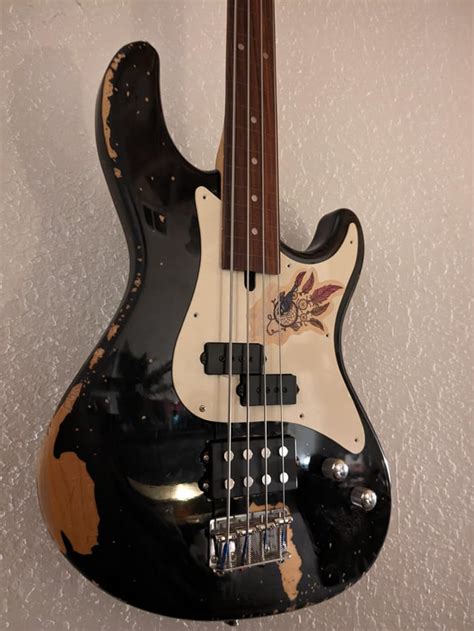 Added a humbucker. : r/BassGuitar