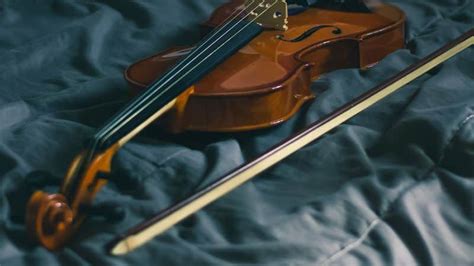 How To Rehair A Violin Bow (Easy DIY Guide To Save You Money)