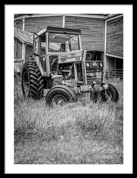 7 Examples of Fantastic Old Tractors | Vintage Tractor Photography ...