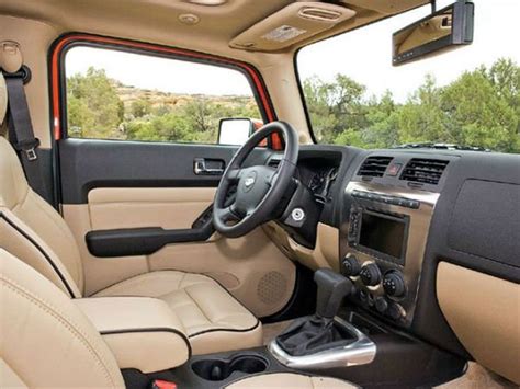 Hummer H3 2018 Interior