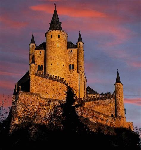 Alkazar Castle in Segovia,Spain | Castle, Beautiful castles, Famous castles