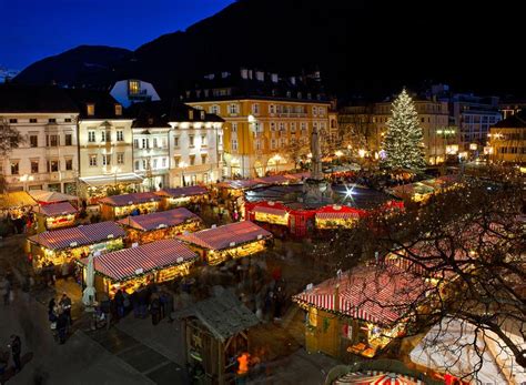 Italian Christmas Markets Create the Magic of the Season