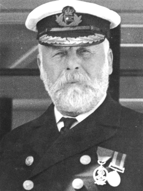 Edward Smith (sea captain) - Wikipedia