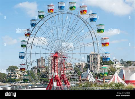 Ferris Wheel at Luna Park Sydney, Milsons Point, Sydney, New South ...