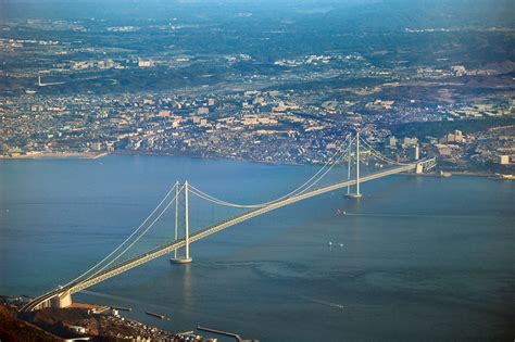 Akashi Kaikyo Bridge Pictures, Facts & Length