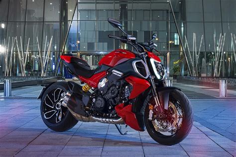 2023 Diavel V4 unveiled at Ducati World Premiere 2023 - Motoring World