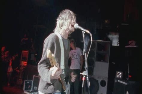 Kurt Cobain from Live at the Paramount | Nirvana kurt cobain, Kurt ...