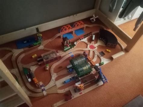 My Thomas Wooden Railway layout : r/ThomasWoodenRailway