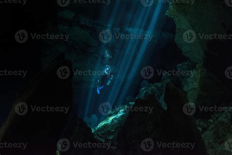 Cave diving in mexico cenote 12025992 Stock Photo at Vecteezy