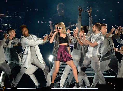 Meet Taylor Swift's Reputation Tour Backup Dancers