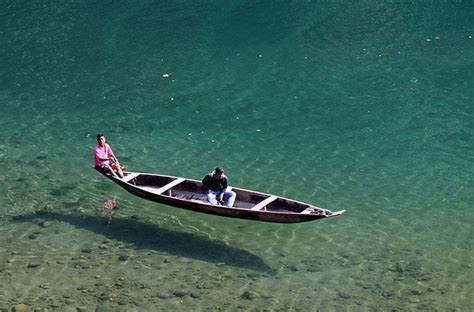 🔥 Worlds cleanest river Umngot, Meghalaya where boating seems flying in ...