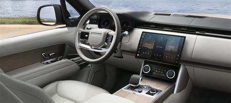 2023 Range Rover Interior & Seating Capacity