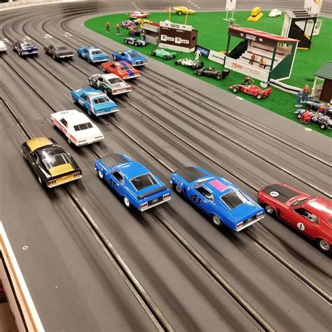 Slot Car Racing – Jet City Fieros