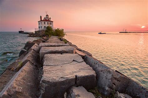 Lake Erie Love: Ohio Lighthouses