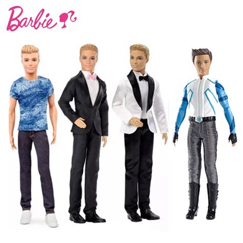 Barbie Boutique: Sew 20 Stunning Outfits For Barbie And Ken ...