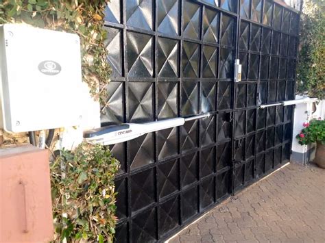 Automatic Gate Installation in Kenya - Eclectic Fences and Automatic ...