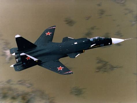 Sukhoi Su-47 Berkut High Manoeuvrability Aircraft |Military Aircraft ...