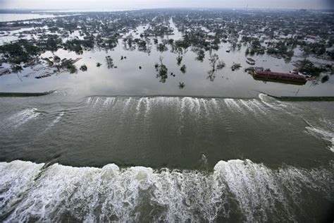 Eight Photojournalists Recall the Aftermath of Hurricane Katrina ...