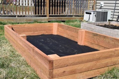 42 DIY Raised Garden Bed Plans & Ideas You Can Build in a Day