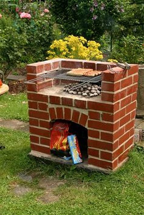 40+ Best DIY Backyard Brick Barbecue Ideas | Brick bbq, Diy backyard ...