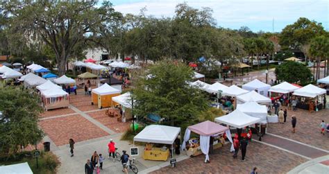 A Guide to the Best of the Winter Garden Farmer's Market