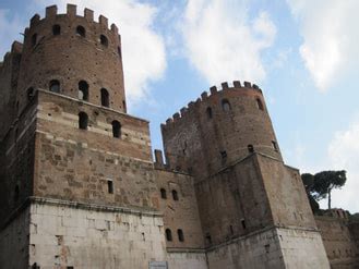 private catacomb and Appian way tour - Ilaria Marsili Rome Tours