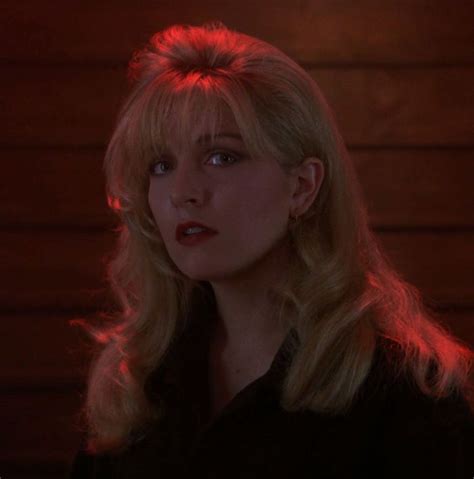 Laura Palmer | Laura palmer, Twin peaks, Twin peaks laura palmer