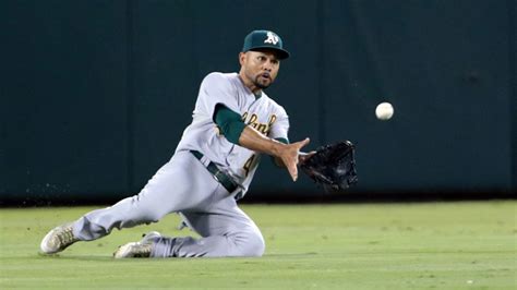 Oakland Athletics moving veteran Coco Crisp to leftfield - Sports ...