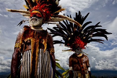 Papua New Guinea - Culture in Transition — Brent Stirton