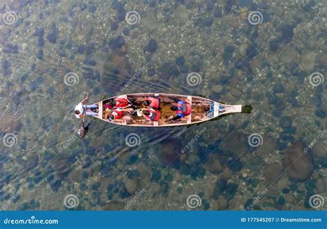 Summer Boating on Crystal Clear Umngot River in Shnongpdeng Editorial ...