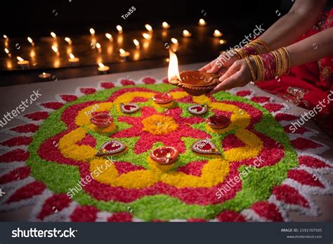 16,761 Rangoli Stock Photos, Images & Photography | Shutterstock