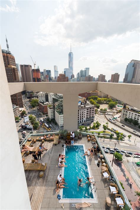 downtown chicago hotels with rooftop pools - Markus Fullerton