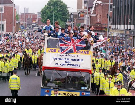 Tottenham Hotspur FA Cup Celebrations May 1991 players in an open top ...