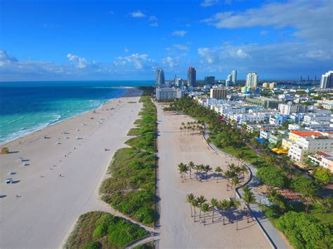 Leading Luxury: South Beach Miami Hotels