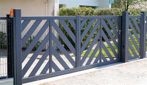 Why Aluminium Custom Gates are the Perfect Choice for Modern Homeowners ...