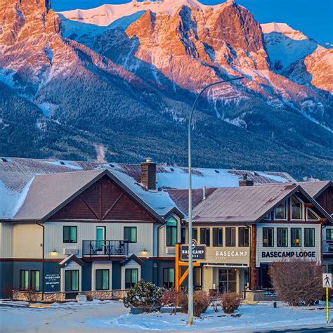 Canmore Hotels - Find your hotel in Canmore - The MICHELIN Guide