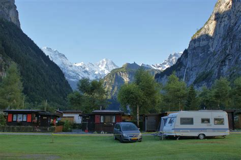 Solve Camping Breithorn, Lauterbrunnen, Zwitserland jigsaw puzzle ...