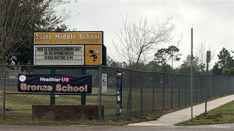 Yulee Middle School student arrested for bringing unloaded gun, bullets ...