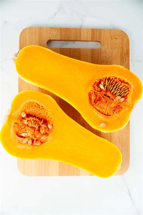 Easy Roasted Butternut Squash Seeds (Savory Squash Seeds) - Seasoned ...